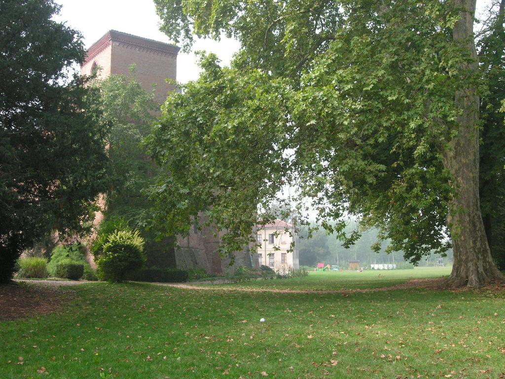 Castello Sannazzaro B&B Giarole Dış mekan fotoğraf